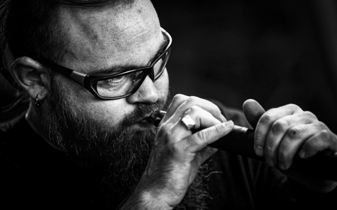 Glasblazer Geir Nustad